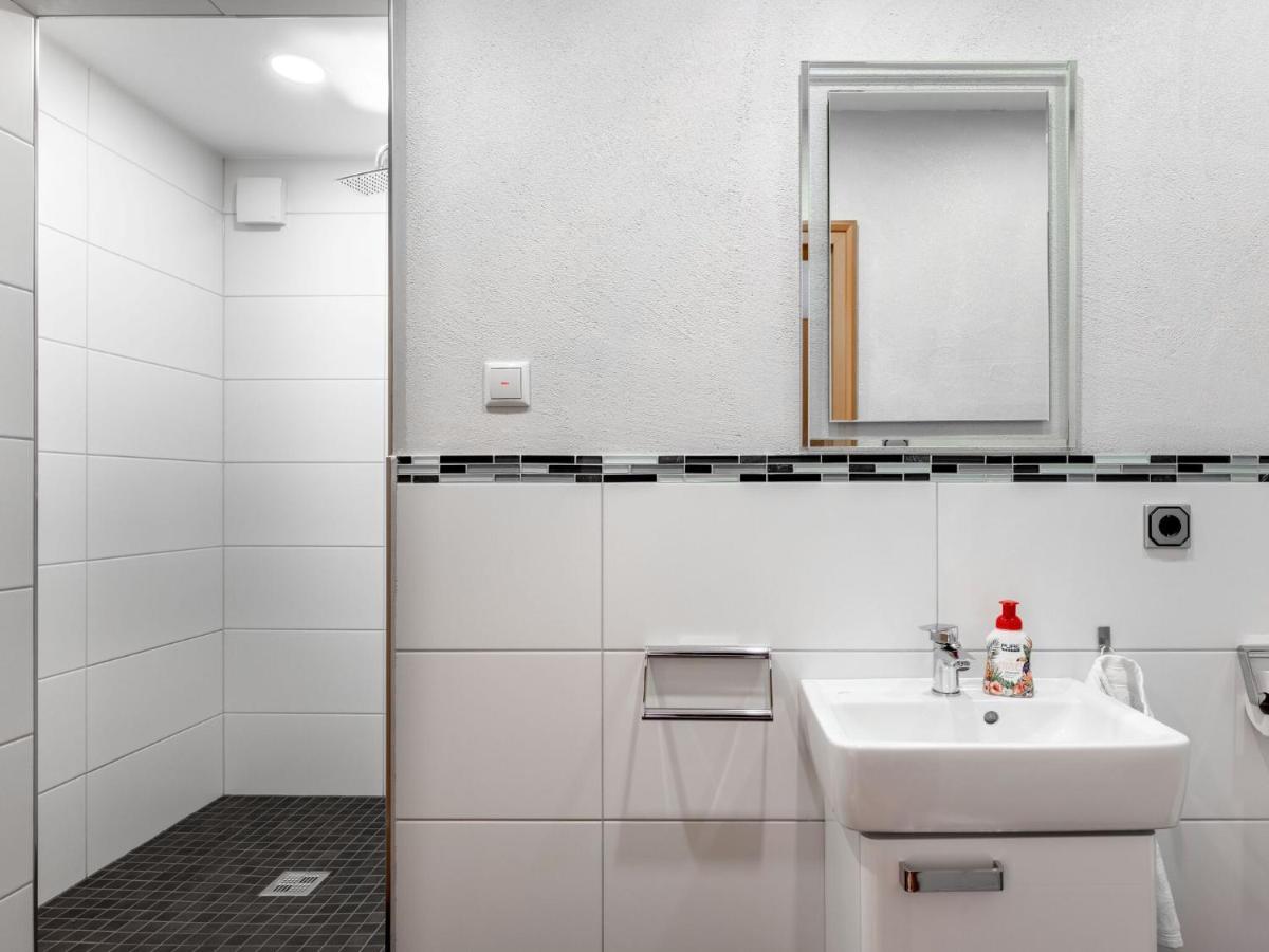 Restful Apartment In Neumagen Near River Moselle Exterior foto