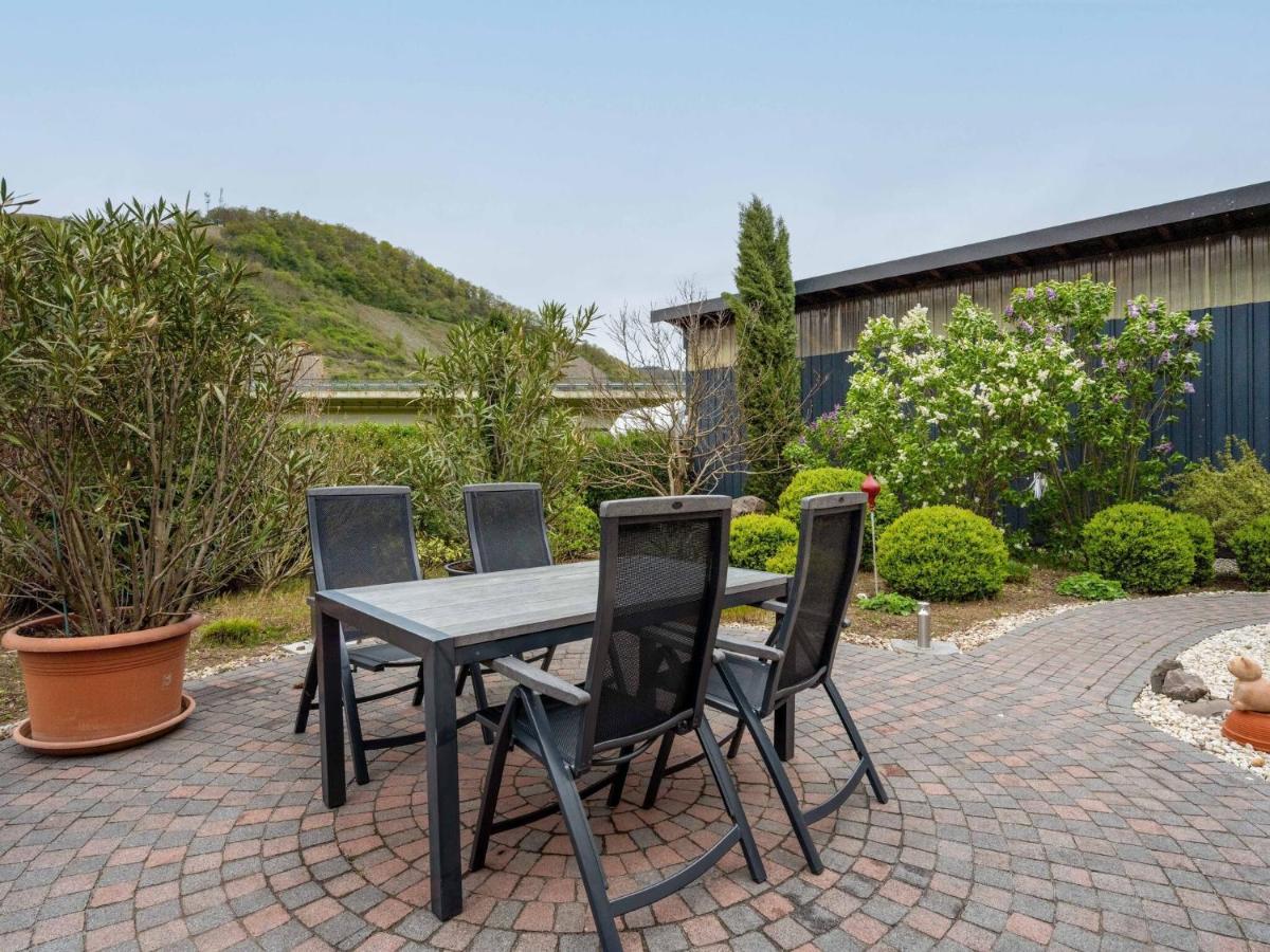 Restful Apartment In Neumagen Near River Moselle Exterior foto